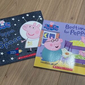 Scholastic Peppa Pig Book Duo - Blue and Yellow Covers